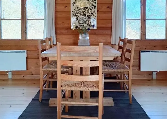 Сasa de vacaciones Peaceful Log With Turf In Raageleje Vejby