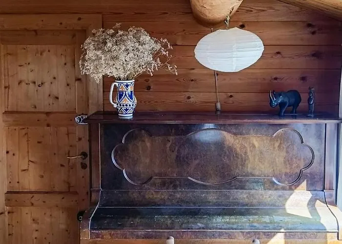 Peaceful Log With Turf In Raageleje *