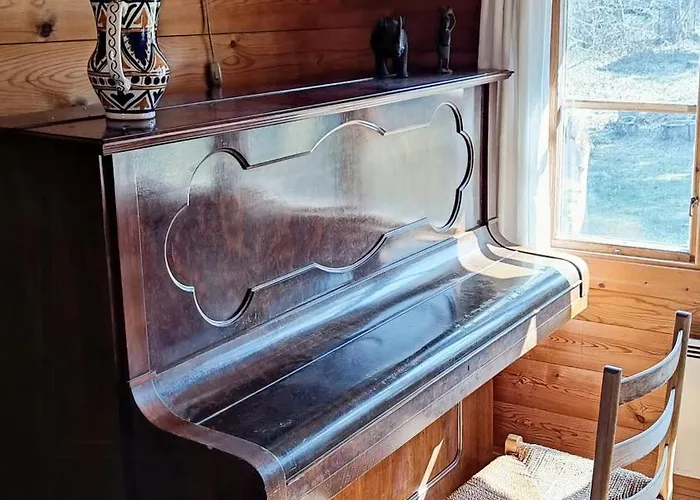 Peaceful Log With Turf In Raageleje Сasa de vacaciones Vejby